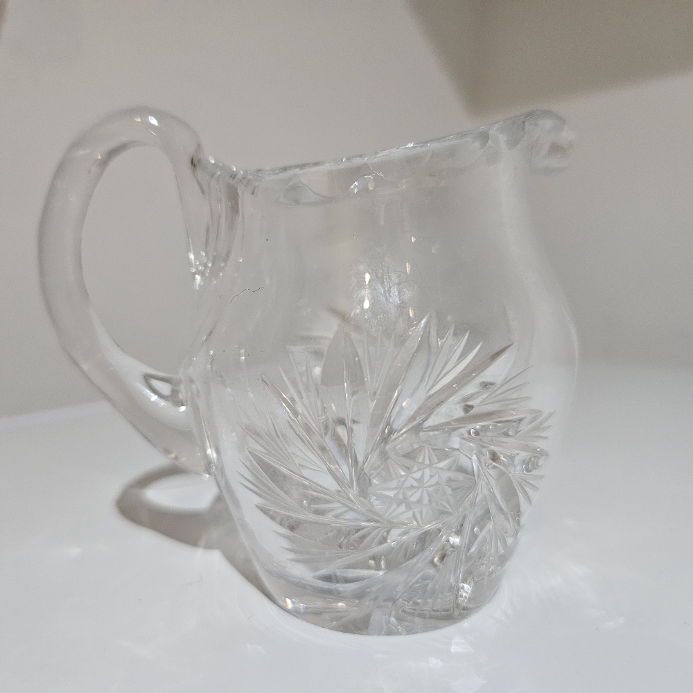 Pinwheel Crystal Creamer - Picture 1 of 4